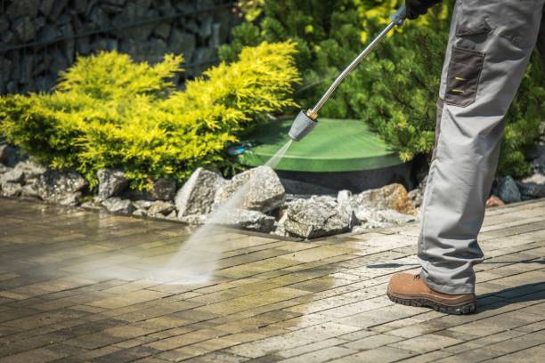 Best Playground Equipment Cleaning  in Midland, PA